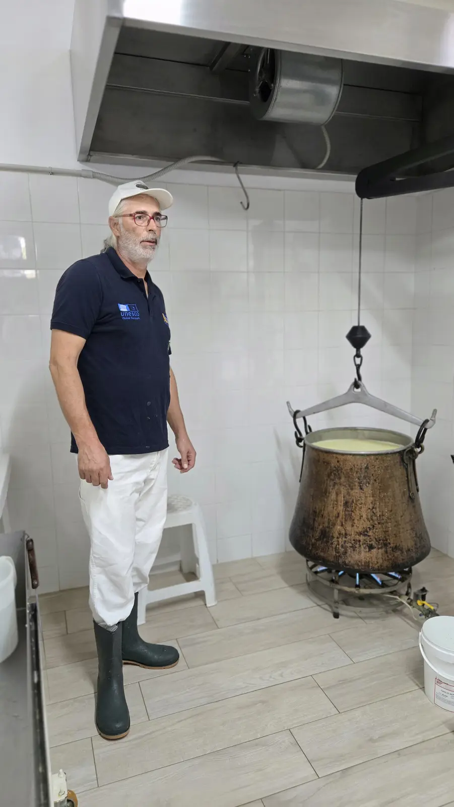 Cheesemakers for a day: the thrill of cheese, from milk to plate · 5