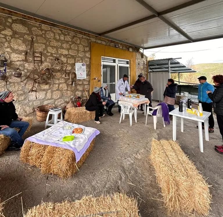Cheesemakers for a day, with a surprise · 2