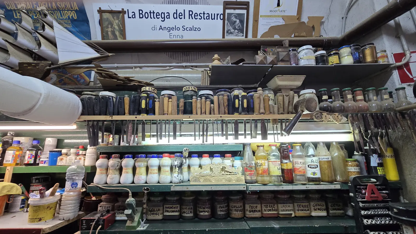 Restauratore per un giorno: verniciatura del '700 · 5