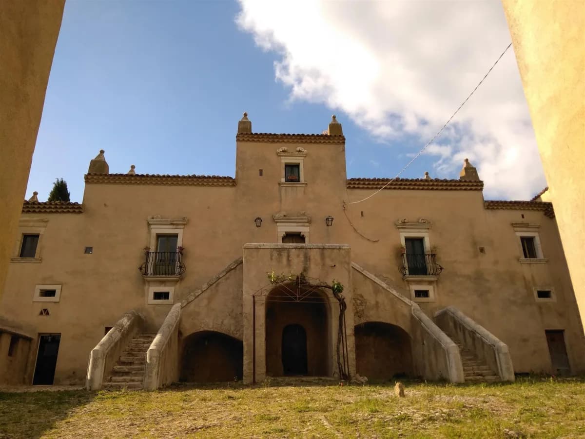 Via annonaria Calascibetta Cacchiamo