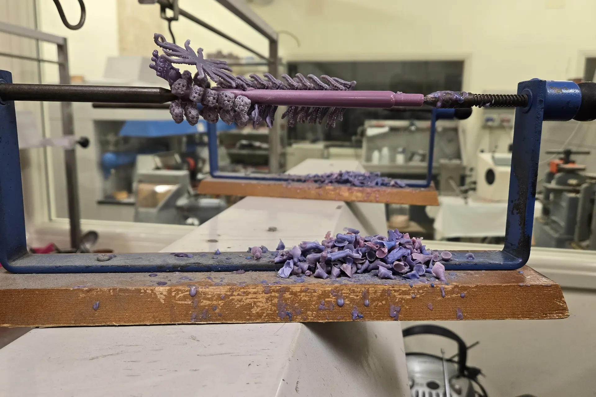 Jewellery designer for a day: your own piece, basic course