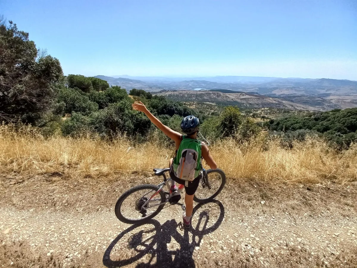 E-bike Tour: Enna, tra vicoli e botteghe